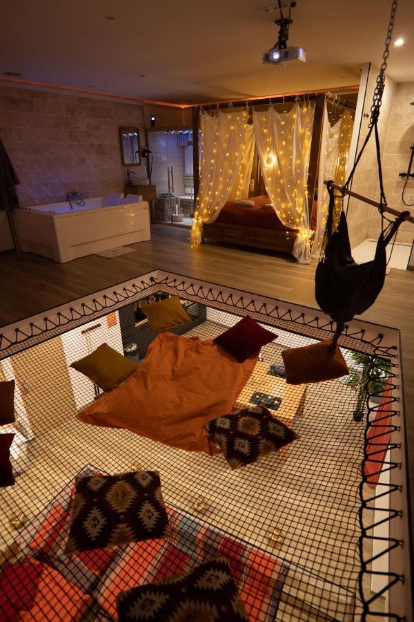 Capsule Marrakech I Chicha I Sauna I Balneo I Console Ps5 I Cinema Trith-Saint-Leger Zewnętrze zdjęcie